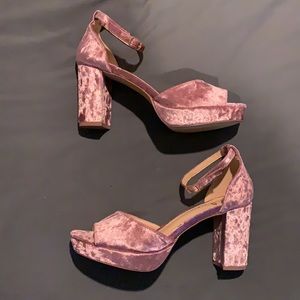 Lulu’s pink velvet platform heels